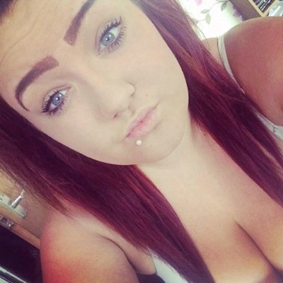 Name: Kourtney. Age:17 Lives in: London Single