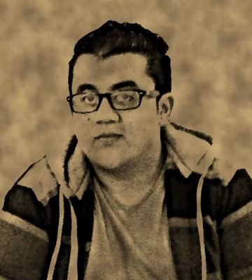 ‏‏احمد مصطفى و بيقولوا ابوحميد 18 سنة و شوية كلية تشيجارة بي آى اس والحمد لله على ما بلانا اهلاوى برشلونى