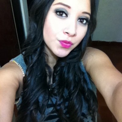 karinagdeluna's profile picture. 