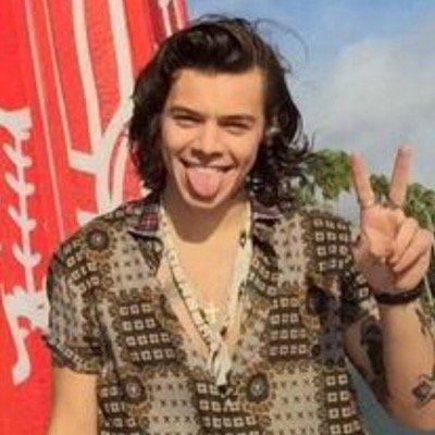 follow @paranoidhes and @lwtforeveryoung for a free cookieeeee