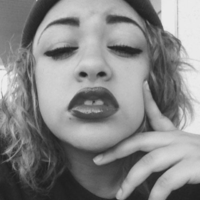 Gemini♊️......Real Eyes Relize Real Lies...... IG/kik: __LolaB__ SnapChat: im_lolab