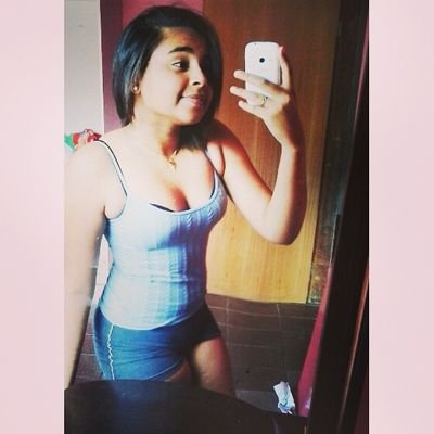 Nao sou da tuas nega. Quer me ver feliz me dê comida , tchau c: