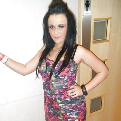 PinkIsWe's profile picture. Mandy-22