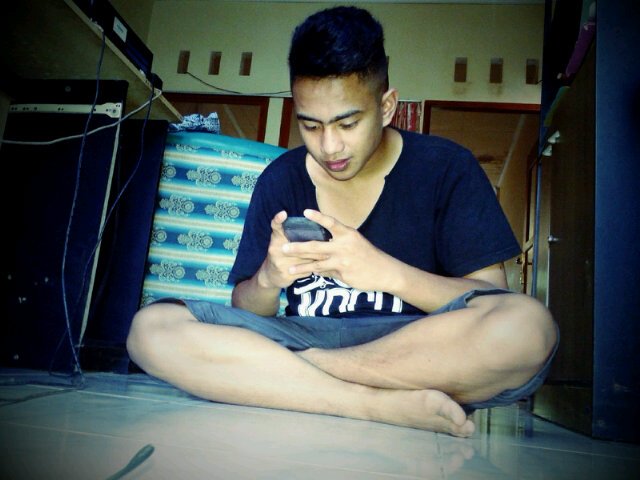 Rhandiondah's profile picture. 