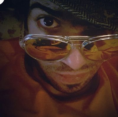 kik: bin_3rsh Instagram: Bin_3rsh هدوئي ليس حاله من العزله لكن هكذا طبع الملوك