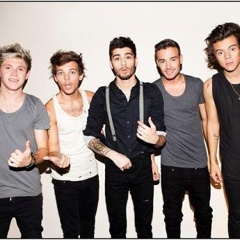 6-5-2014 #1DInUruguay #WWAT
#UruguayNeeds1DAgain
Directioner Forever!!!!!