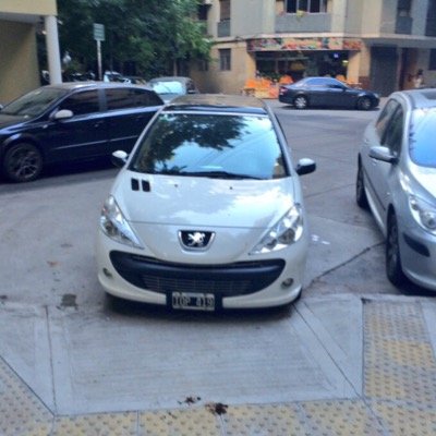 bastaxfavor's profile picture. Surgimos del hartazgo que produce la falta de respeto que nos tenemos como sociedad. Manda tu foto y digamos #bastaxfavor