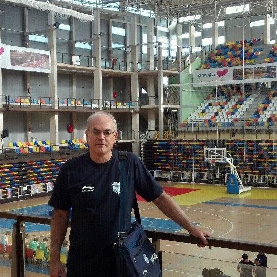 utilero de la Seleccion Argentina de basquetbol.