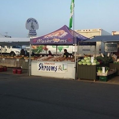 A farmers market stand that brings you only the freshest, organic & most flavorful mushrooms you can buy! guaranteed!