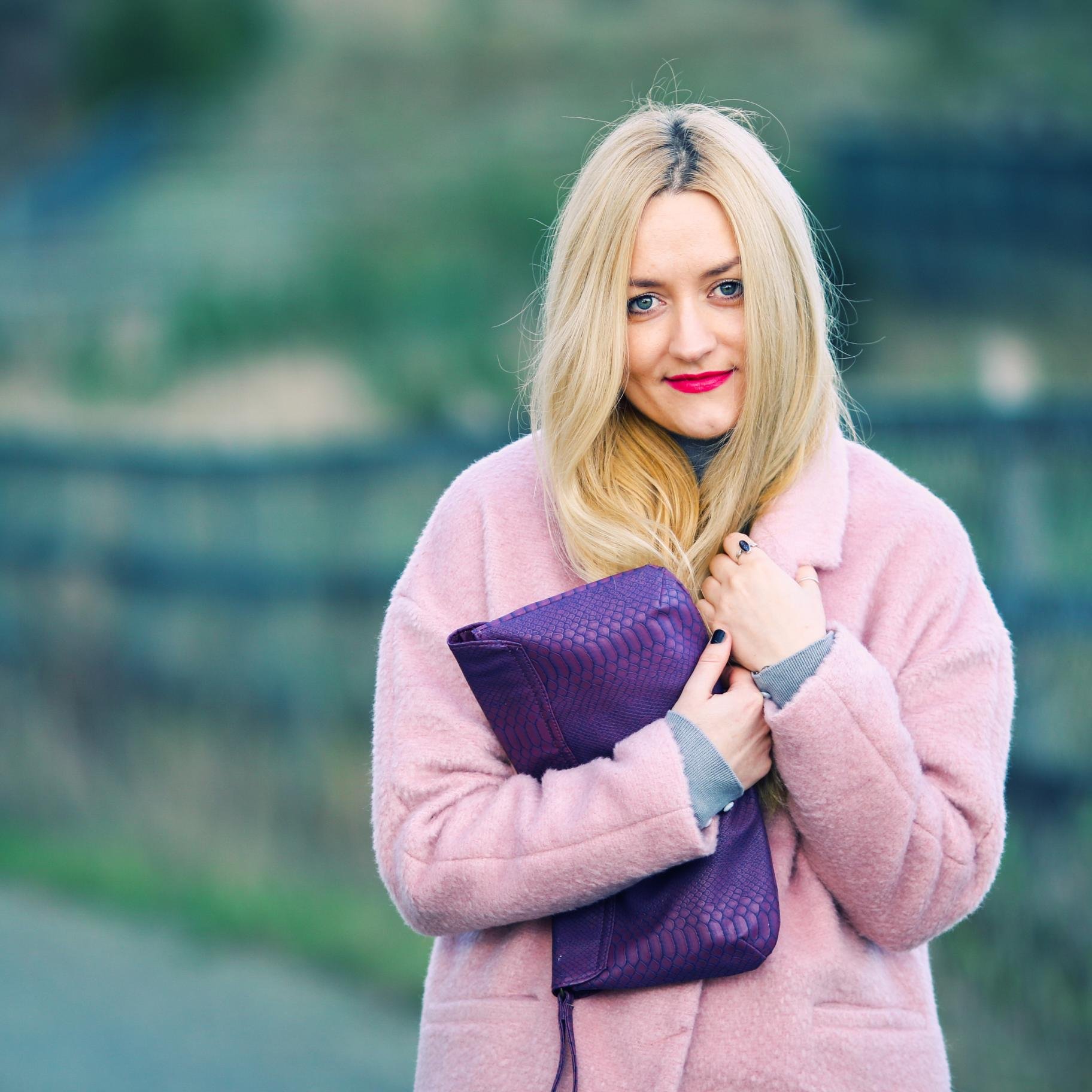 admirer of great style and all things beautiful.