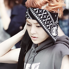 fyhminseok's profile picture. the one and only 1990liner in exo-kim minseok