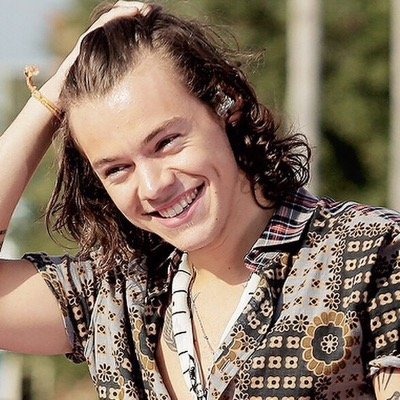 follow @paranoidhes pleaseeee love you. and pleaseeee rt the linkkkk