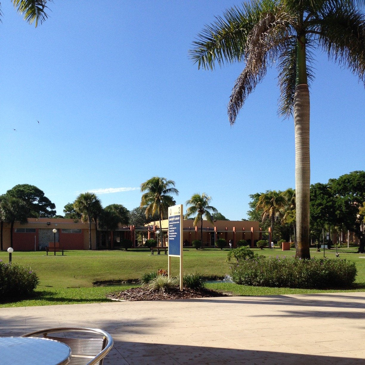 _STU_AMA's profile picture. Official account of St Thomas University's American Marketing Association