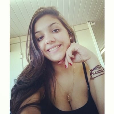 _essaSchons Profile Picture