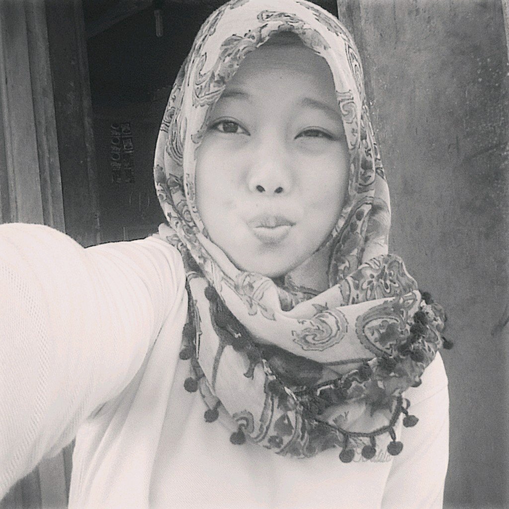 aku hanya ingin hdup dalam 2 tempat, sekarang n selamanya