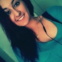 Estudiante de Medicina Veterinaria y Zootecnia en la UNAM. Amo a los animales soy vegana y me gusta dibujar.