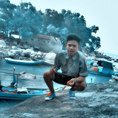 Reggae gak harus Gimbal
Gimbal gak selalu Reggae