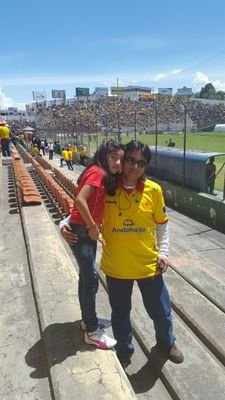 Adoro a mis preciosos hijos... Auquista a muerte!!