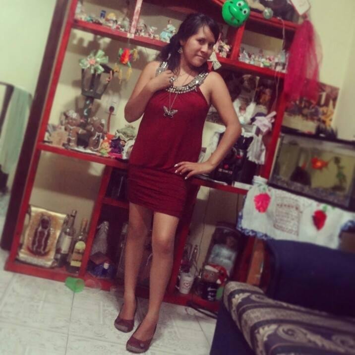 solo soy como sOy... alegre, senciila y coqueta... amo mi viida .... cada dia descubro mAz cosas liindaz..