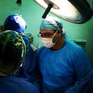 Médico Cirujano, Egresado de La Universidad del Zulia, Promoción 2016