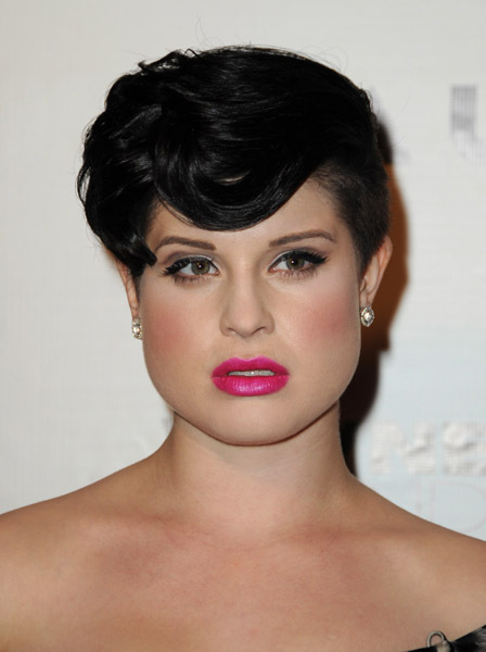 _HyperBallad's profile picture. RP: 5th year Hufflepuff. Death Eater. RL: Die hard Twilight fan. Super crazy and sometimes emo. Phangirl.