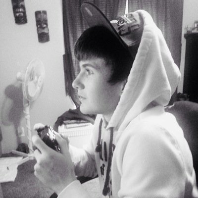 FOLLOW @OhLuhx