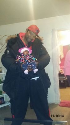 farmer_nn's profile picture. money,music,weed,& pussy....