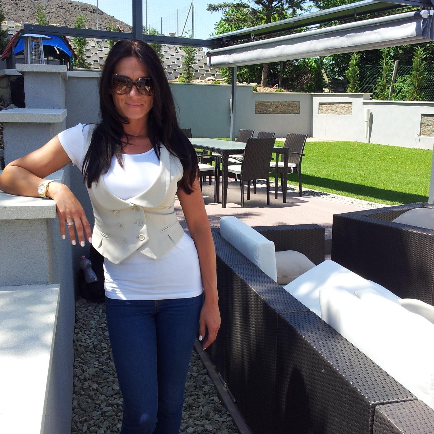 DDDesign8's profile picture. 