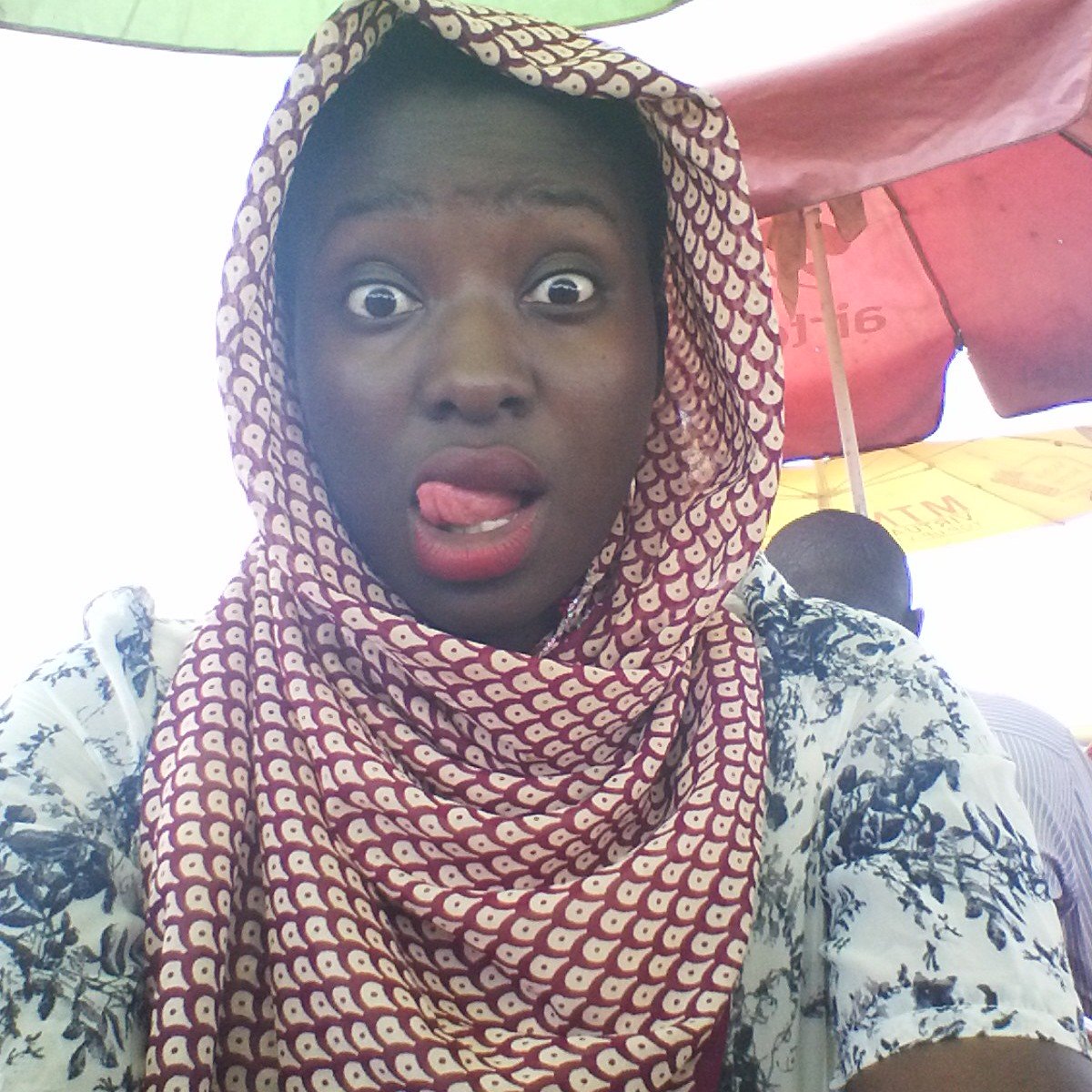 Just push d follow button,nd u gat ya self a new frd /Friendly,kind,easy going .#face of alhikma 2013.#Team God first
