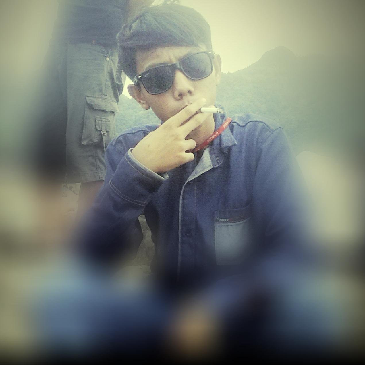 KiyaiAdha's profile picture. 