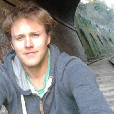 French, Spanish Tutor, Activity camp leader Learn & Experience, Links into Spanish. Tennis fan, frisbee player, exuberant Ceilidh dancer, views mostly my own