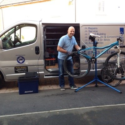 We are mobile bicycle repair specialists in Bedfordshire offering service packages and repair services from punctures to complete strip down and rebuilds.