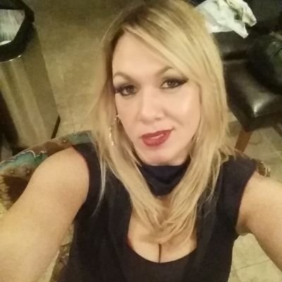 mostylez35's profile picture. Owner of The Hair Den a full service hair salon for Men and Women in North Bergen, NJ. Hair color,  Haircuts and Hair Extensions