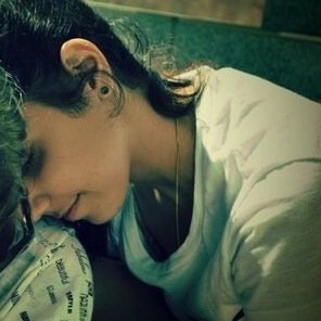 _reiter's profile picture. Ai de mim se não fosse eu, justo a mim coube ser eu.