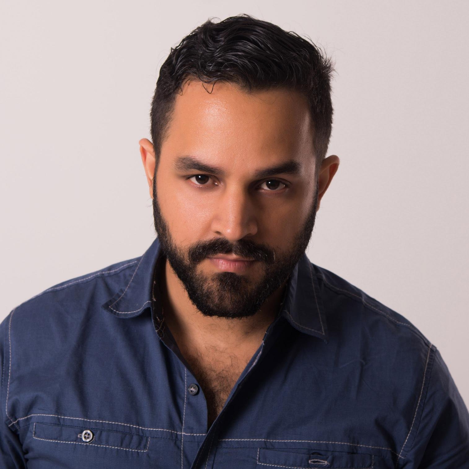 makatron's profile picture. Professional photographer in Dominican Republic »  chicharrón connoisseur