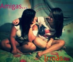 Sou chata, tenho tpm, nao quero agradar ninguem.. comento desgraças e amores do dia dia.. sou fã de um tal de Xafurdaria ai.. 3 E foda-se o resto..
