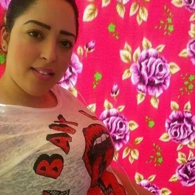 منال عمري 20 ساكنه في نجران