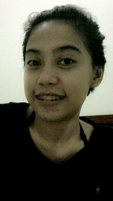 simpel..
 cuek..
 nyantai..
 friendly..
 like red..