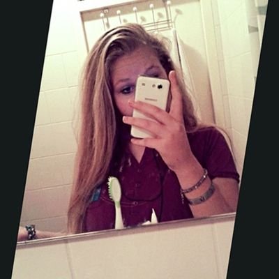 ♥ M ♥ O ♥ O ♥ N ♥ i mis you end it hurts like hel i love you bby xxmoon