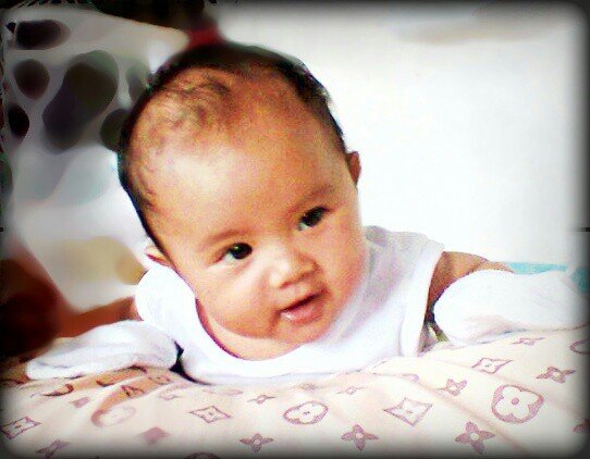 Dianesky04012's profile picture. just stay close, don't go