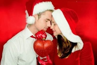Christmas Couple picture and twitt 
Have a nice Christams
❤Enjoy❤