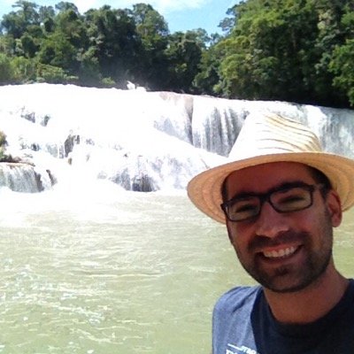 carlosgadv's profile picture. 