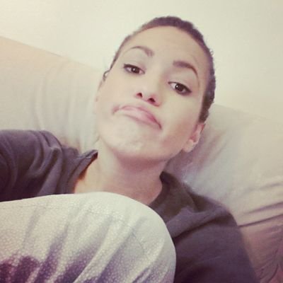 varouchaki's profile picture. 