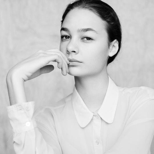 raedelacour's profile picture. Fleur Delacour awesome daughter || Gryffindor 1stAU (ramalan, telaah muggle, pemeliharaan satwa gaib) - 550G/239SP