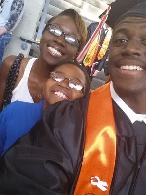 OhsVFBP17's profile picture. Keeping to myself not worrying about no one else I'm just gone do me and you do you