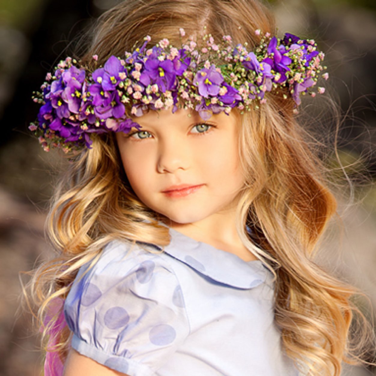 Youngest member of the Hawthorne family. [The Hunger Games Roleplay]