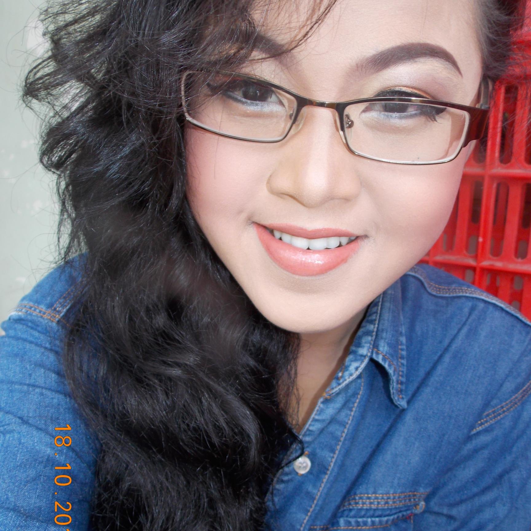 Nur Aziiza ♥ ♥ |Fotografer♥ |Stay With MyBlvd♥@Alviian_14|Newpin 7FA9EDAC|19091997 | SMEVENSby | XII-Akuntansi | Lulus 100% Amin | Allah{} ♥ | BigFams Mwah :* ♥