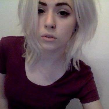 MagiclPrincess's profile picture. И будем как Сид и Ненси.