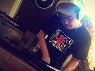 【Modern Disco】、【いろは】、【RELAX DIARY 】を中心に都内でDJ becchieとして活動中。得意ジャンルはIndie Dance/Nu Disco/Bass Houseです。(プライベート用アカウントです。)