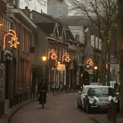 Wij zijn niet alleen het leukste, oudste en mooiste straatje van Eindhoven we zijn ook de leukste winkels, kappers, koffiebranderij en goudsmeden van Eindhoven.